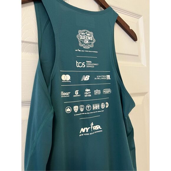 NEW BALANCE QUEENS 10K SINGLET NYRR - 2023 - Picture 6 of 12